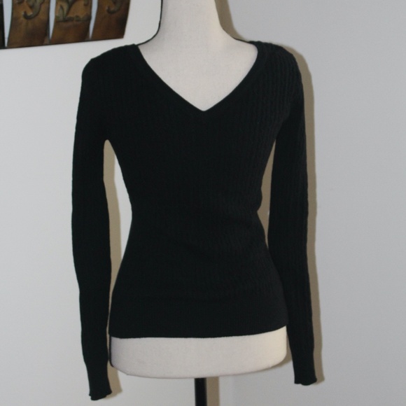 Sweet Romeo, v neck line in the front and back - Picture 3 of 8